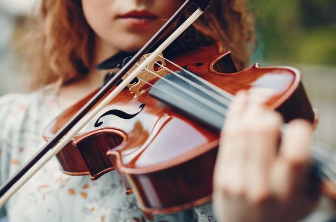 Violino elétrico: detalhes e vantagens